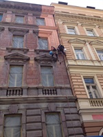 Nátěr fasády ulice Vodní v Praze